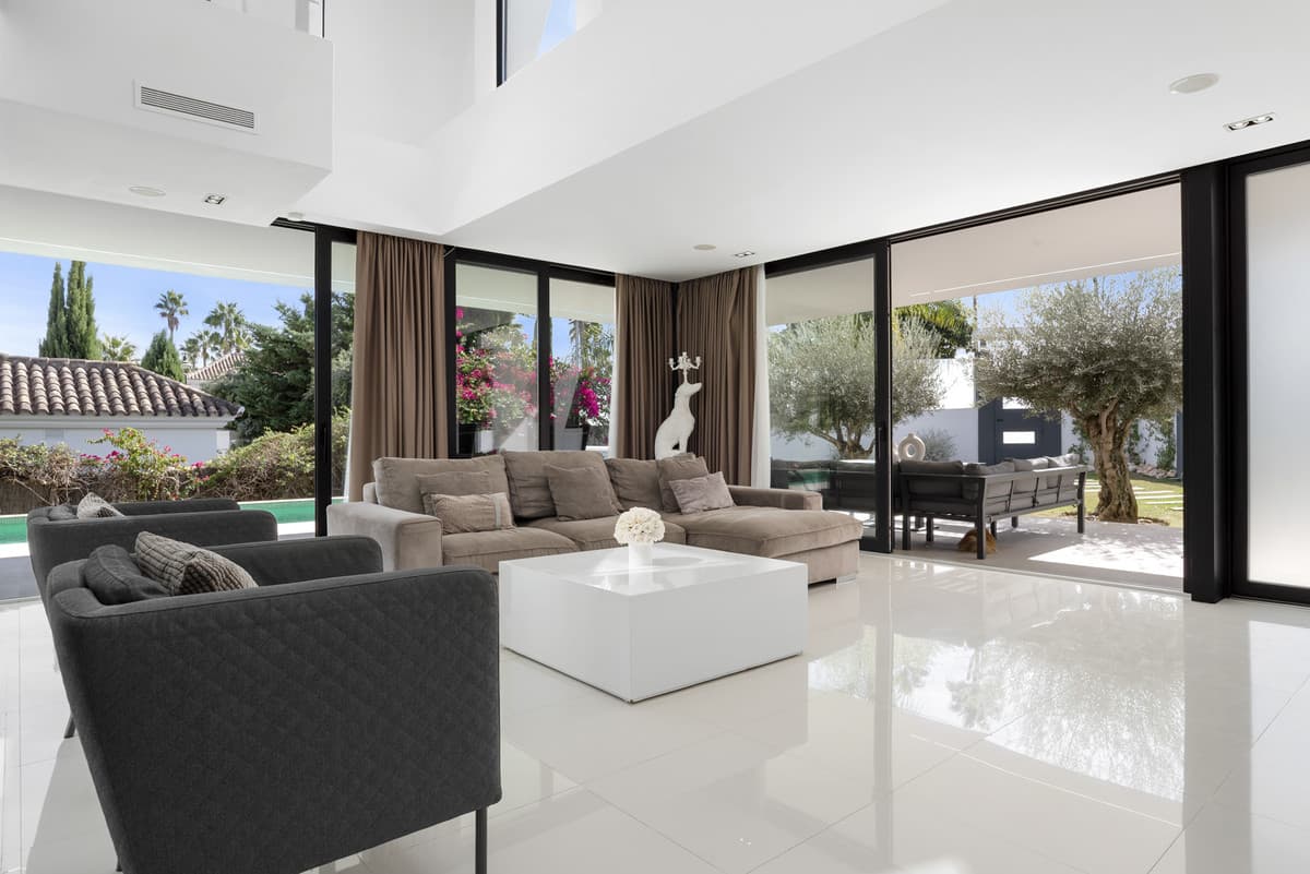 Detached Villa in Nueva Andalucía — photo 5 of 10