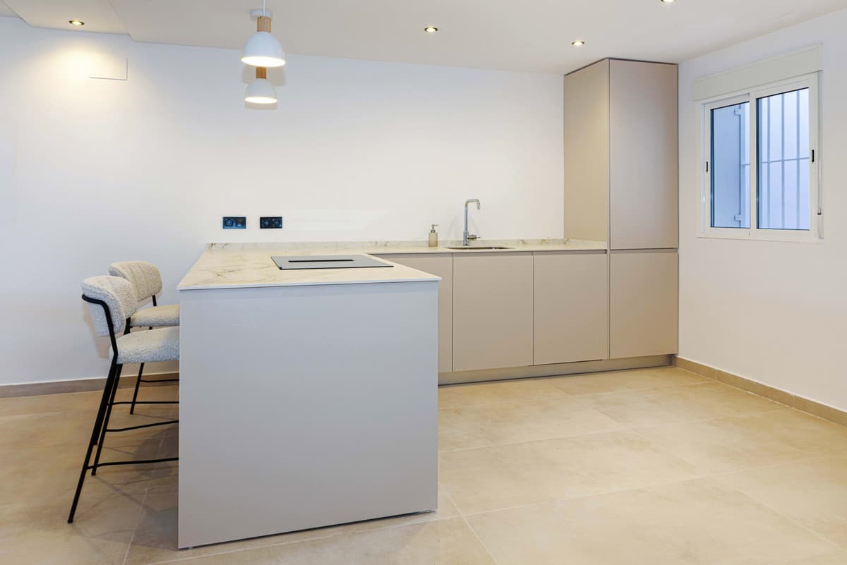 Middle Floor Apartment in Nueva Andalucía — photo 6 of 10