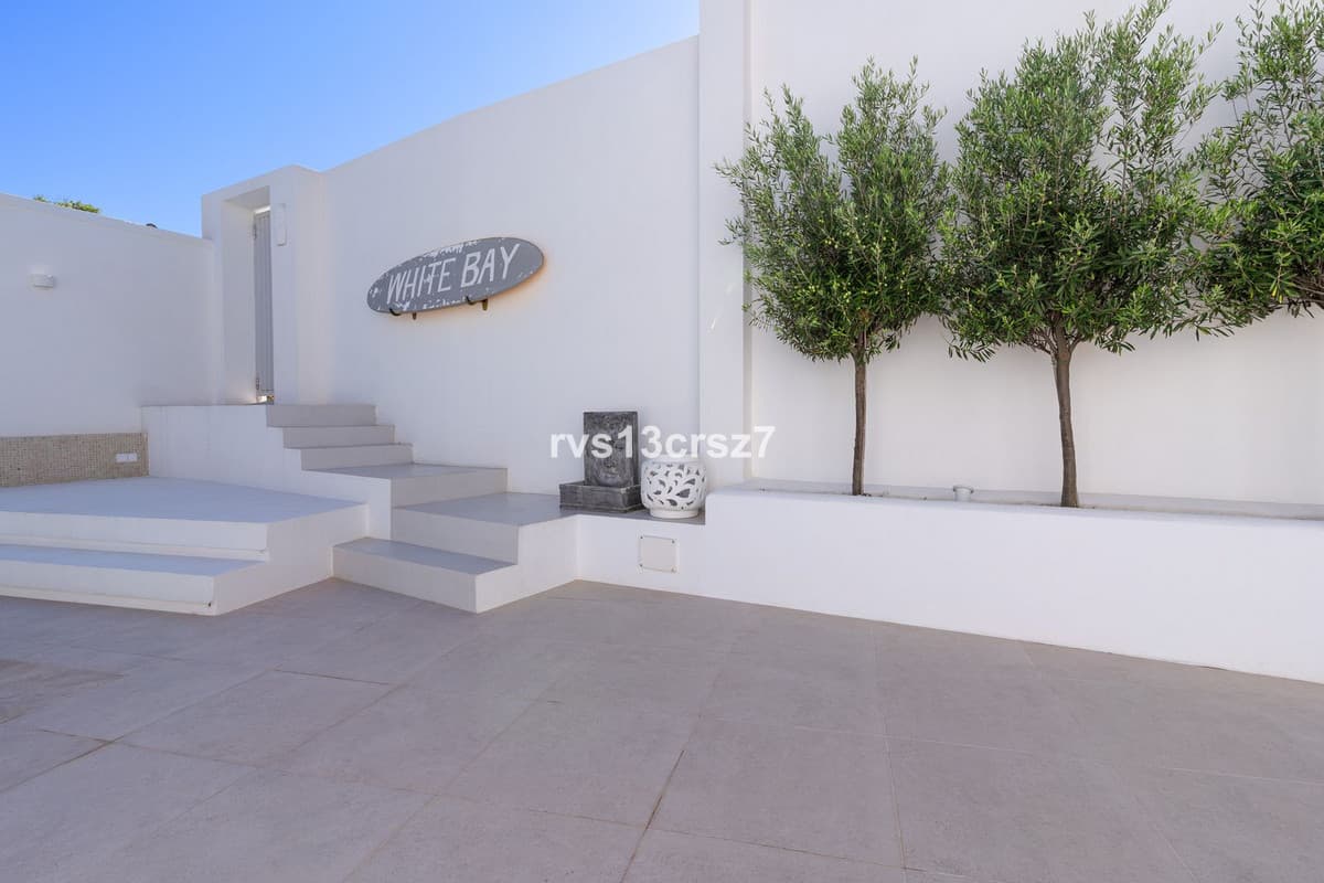 Detached Villa in El Rosario — photo 8 of 10
