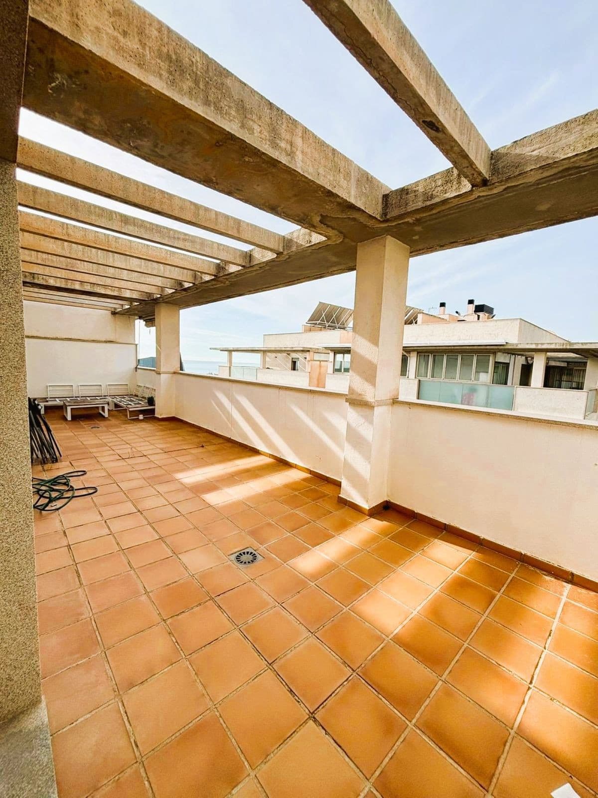 Penthouse in El Pinillo — photo 9 of 10