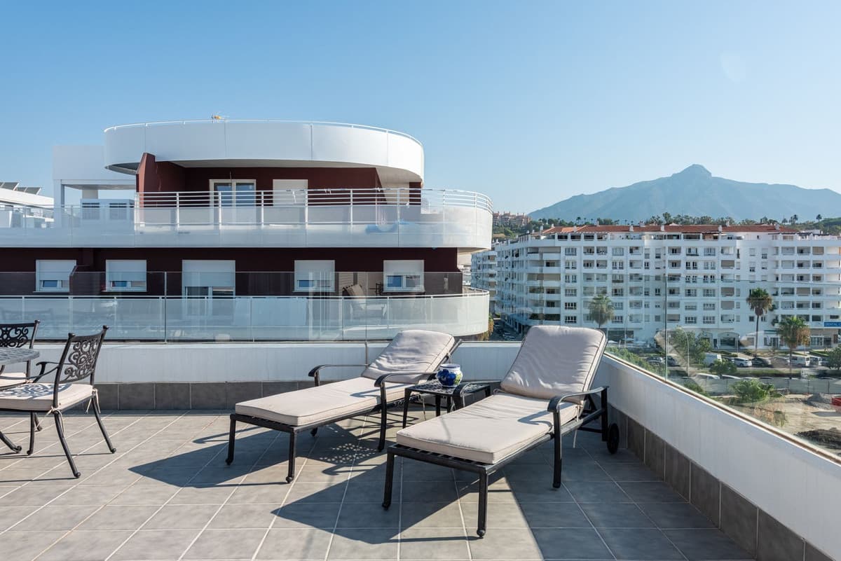 Penthouse in Nueva Andalucía — photo 9 of 10