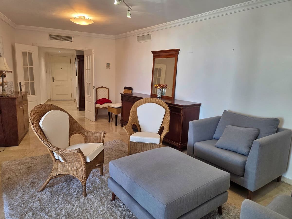 Penthouse Duplex in Puerto Banús — photo 6 of 10