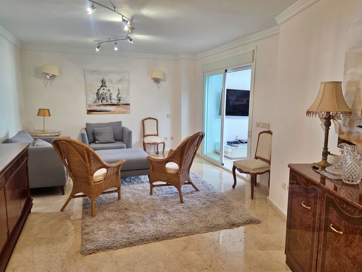 Penthouse Duplex in Puerto Banús — photo 7 of 10