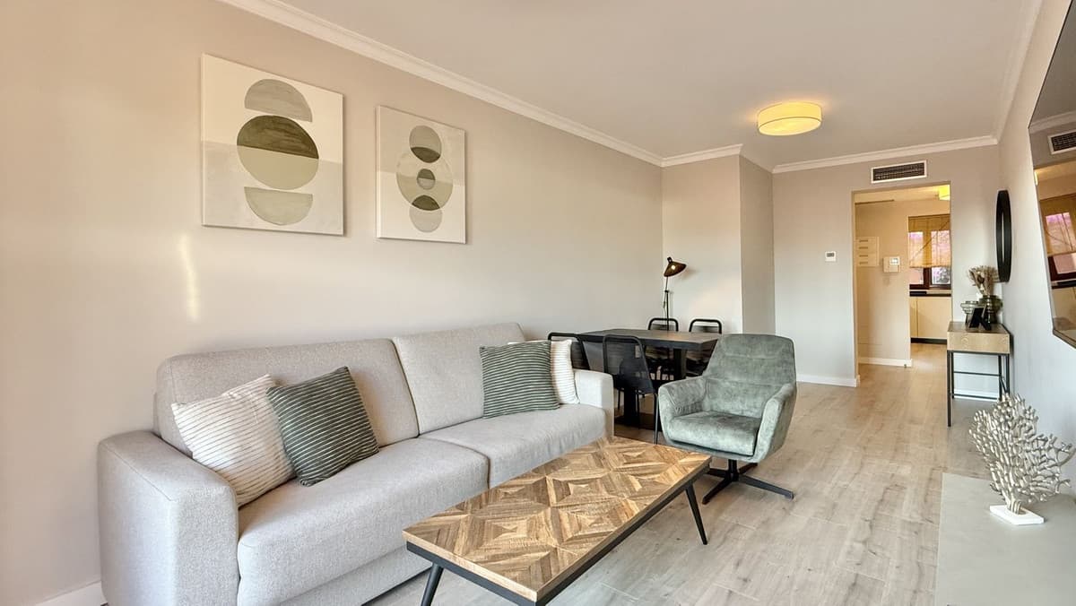 Middle Floor Apartment in Benahavís — photo 8 of 10