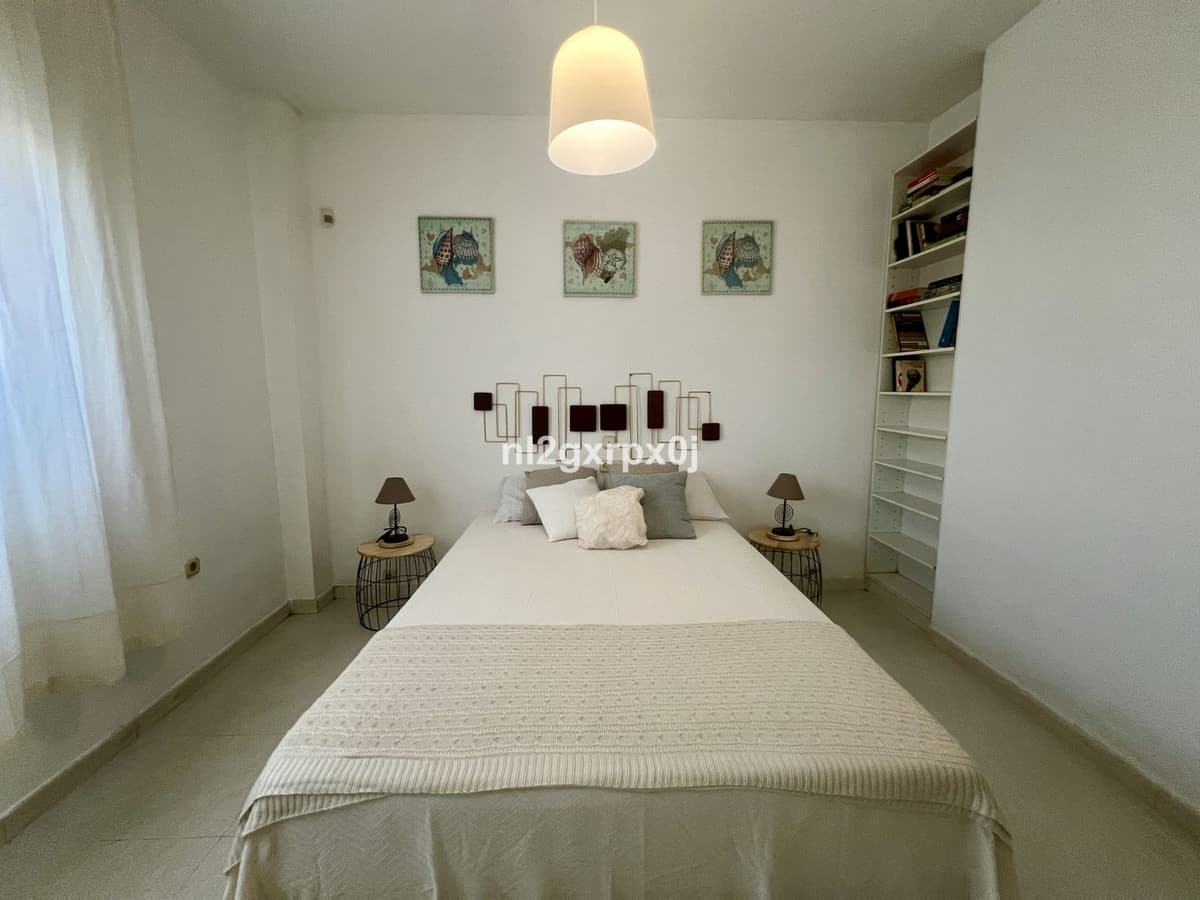 Detached Villa in Reserva de Marbella — photo 9 of 10