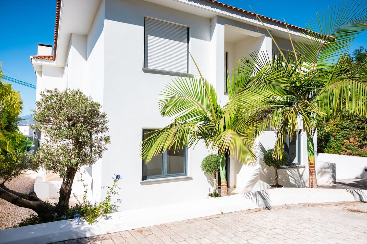 Detached Villa in Artola — photo 2 of 10