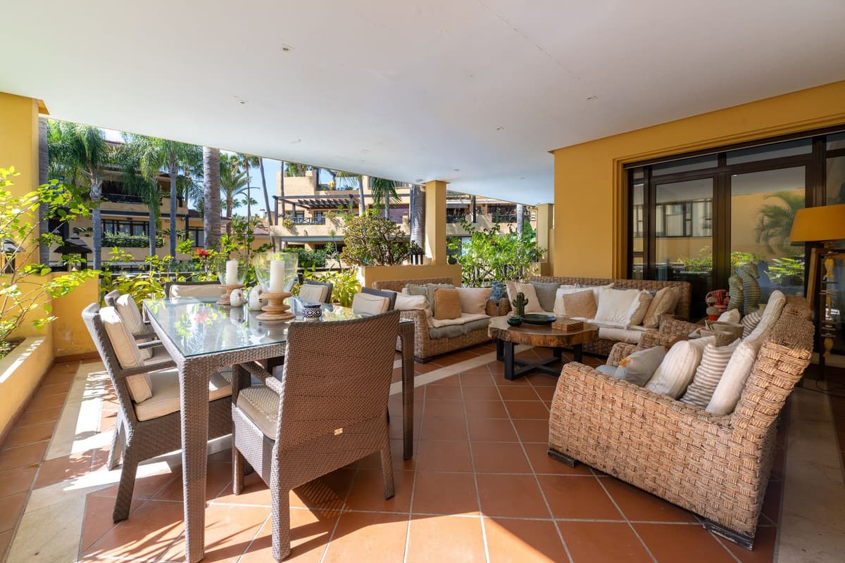 Ground Floor Apartment in Puerto Banús — photo 5 of 10