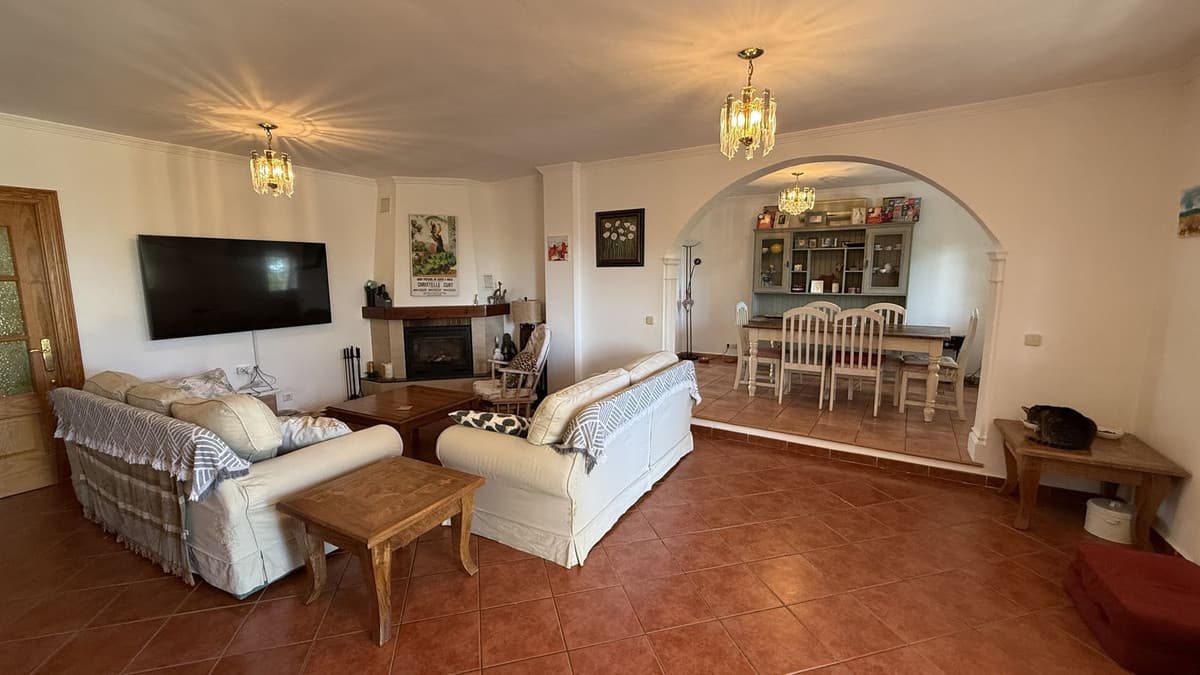 Cortijo in Alhaurín de la Torre — photo 4 of 10