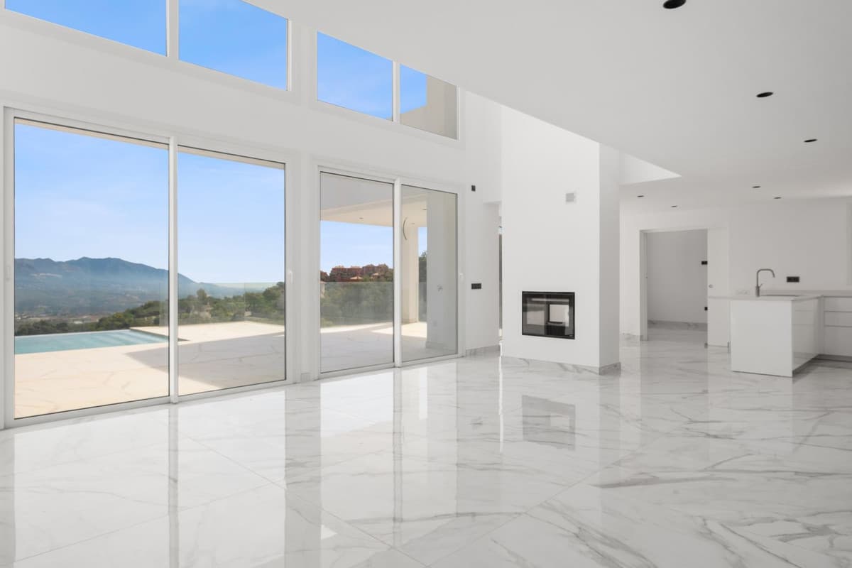 Detached Villa in La Mairena — photo 2 of 10