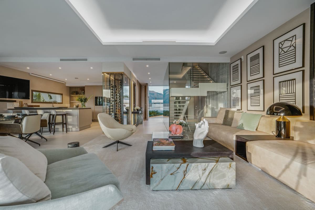 Semi-Detached House in Nueva Andalucía — photo 7 of 10