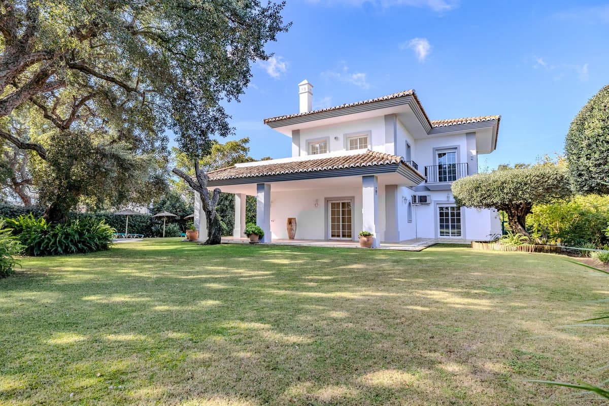 Detached Villa in San Roque Club — photo 3 of 10