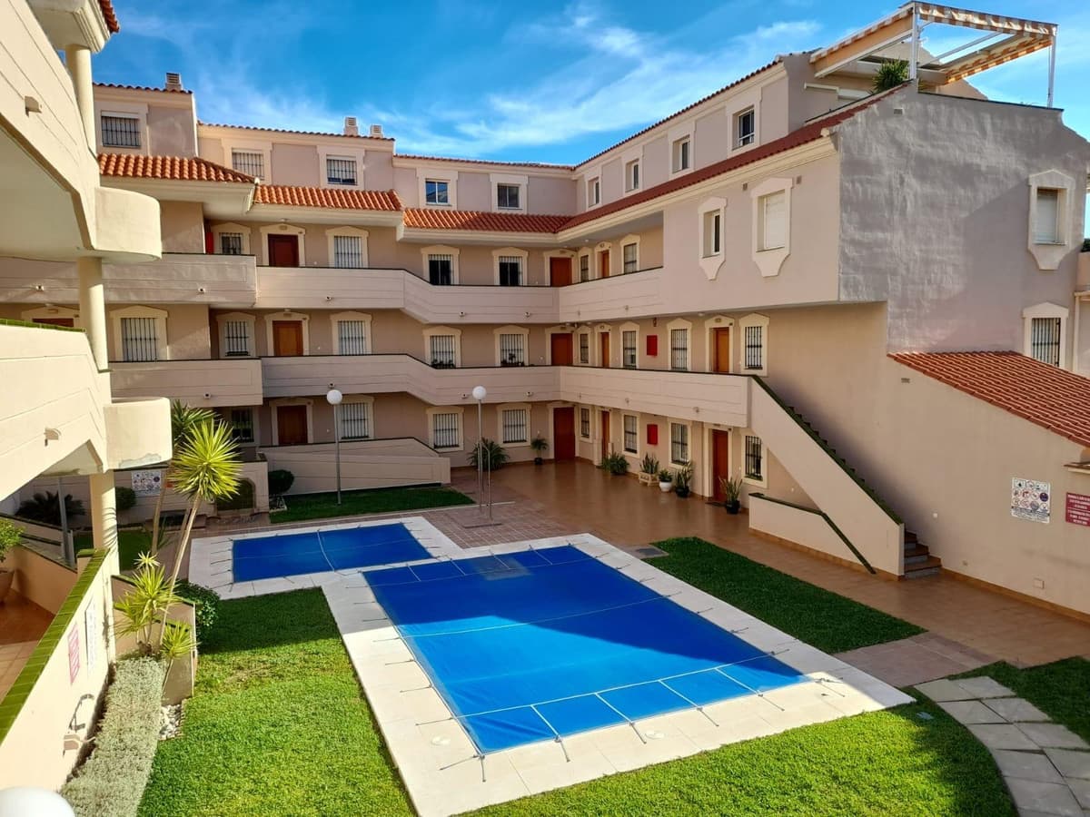 Middle Floor Apartment in Benalmadena — photo 5 of 10