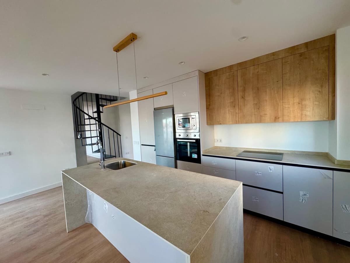 Duplex in Torremolinos — photo 6 of 10