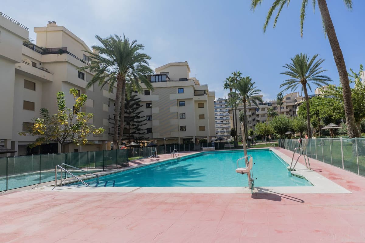 Middle Floor Apartment in Torremolinos — photo 1 of 10