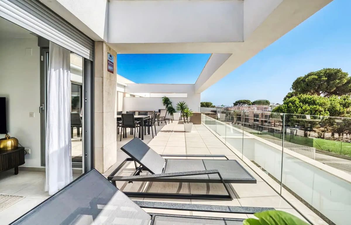 Penthouse in Elviria — photo 4 of 10