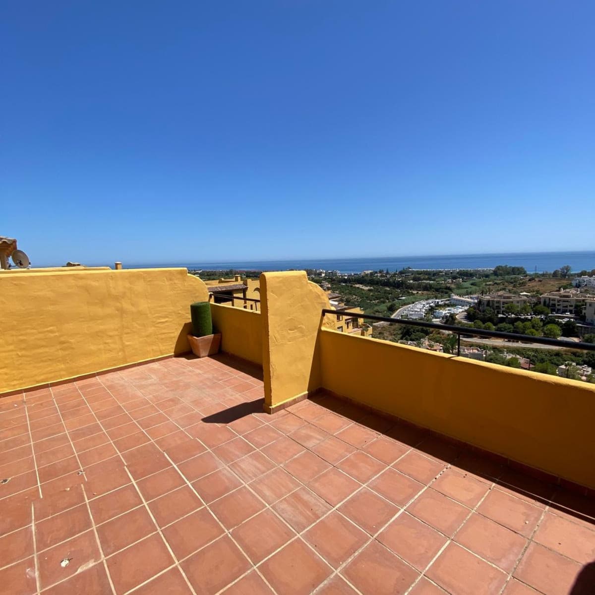 Duplex in Estepona — photo 7 of 10