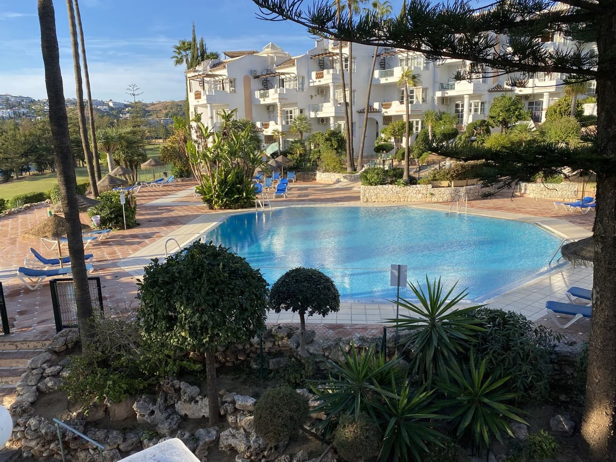 Middle Floor Apartment in Mijas — photo 2 of 10