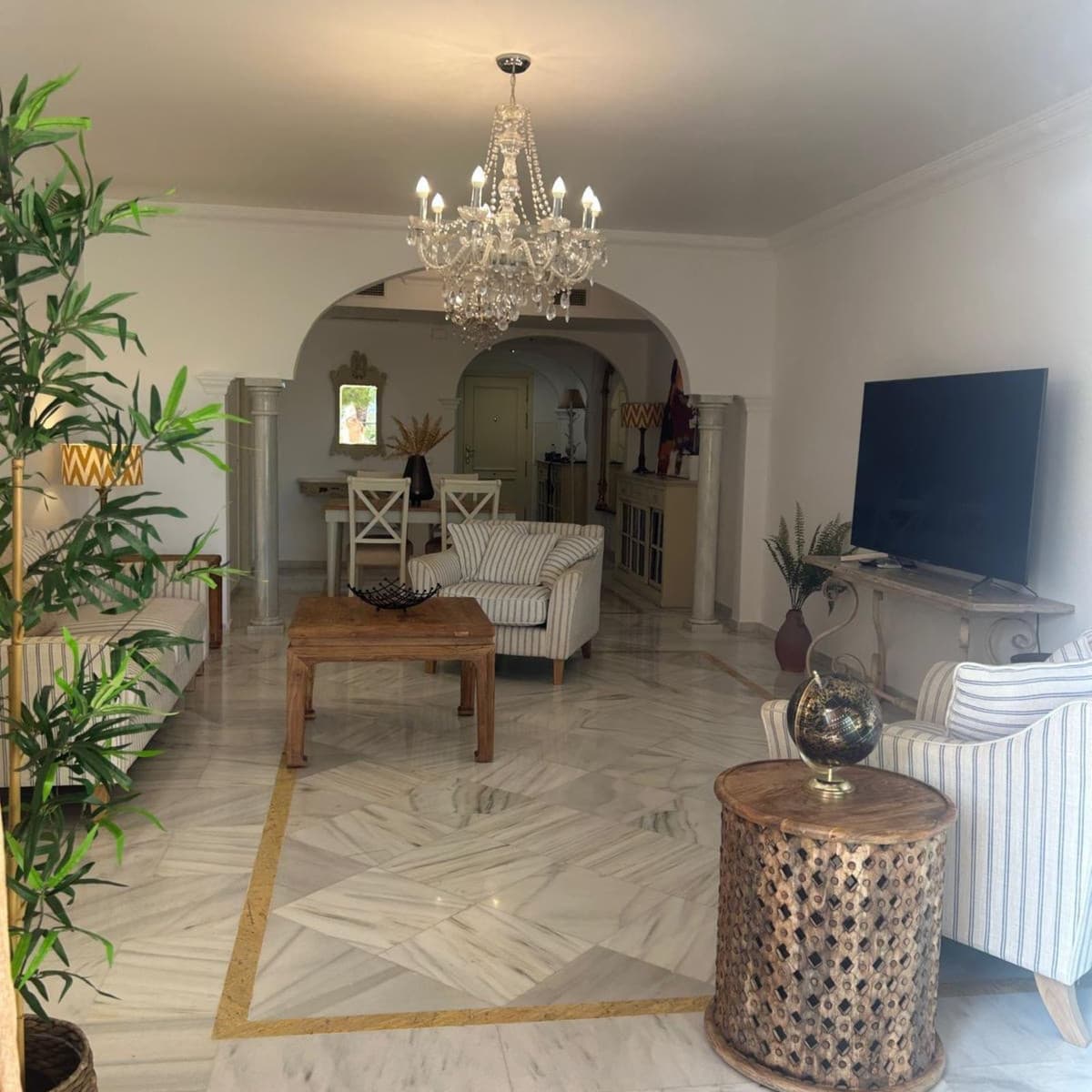 Middle Floor Apartment in Marbella — photo 9 of 10