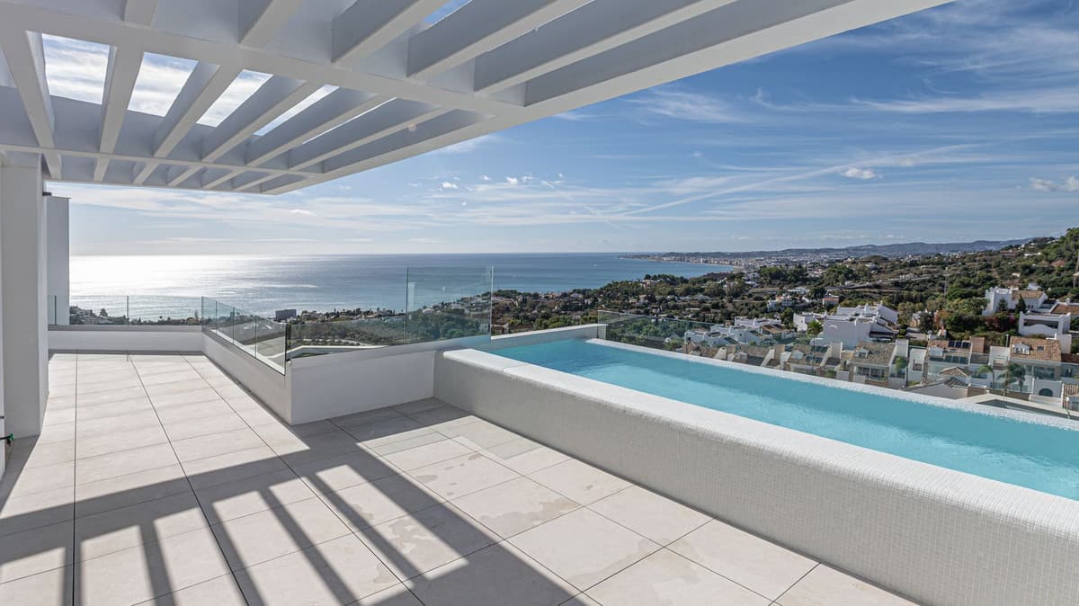 Detached Villa in Benalmadena — photo 1 of 10