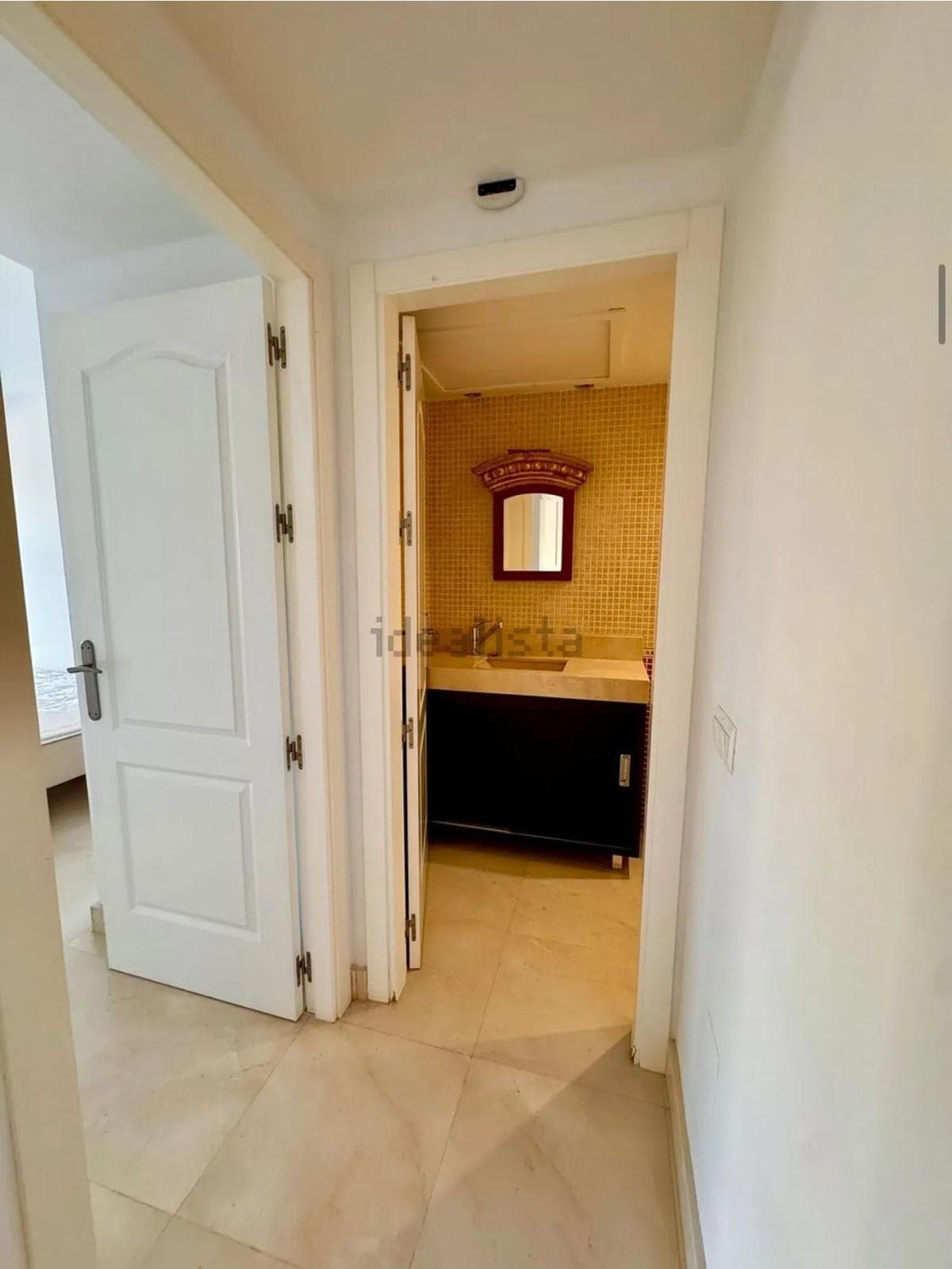 Middle Floor Apartment in Torrequebrada — photo 10 of 10