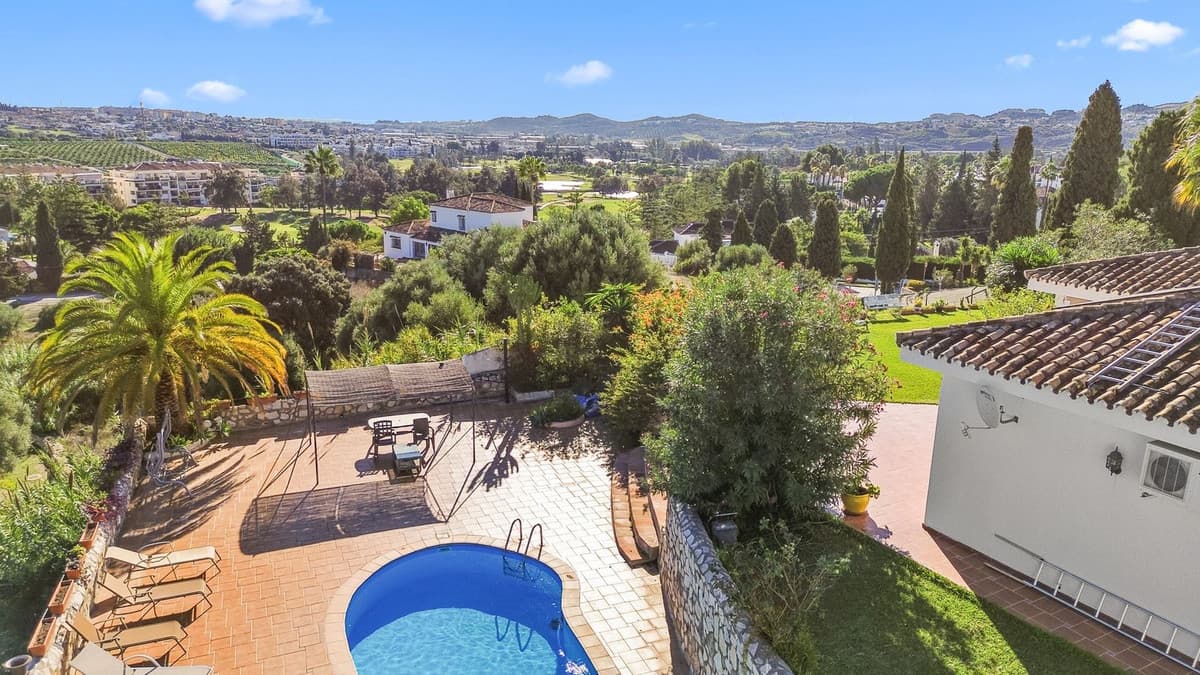 Detached Villa in Mijas — photo 1 of 10