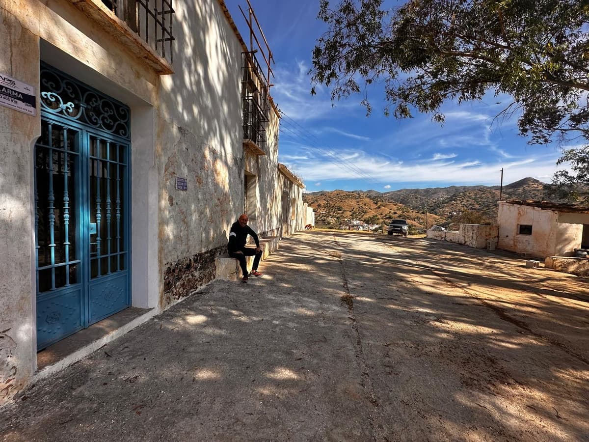 Residential Plot in Almogía — photo 1 of 10