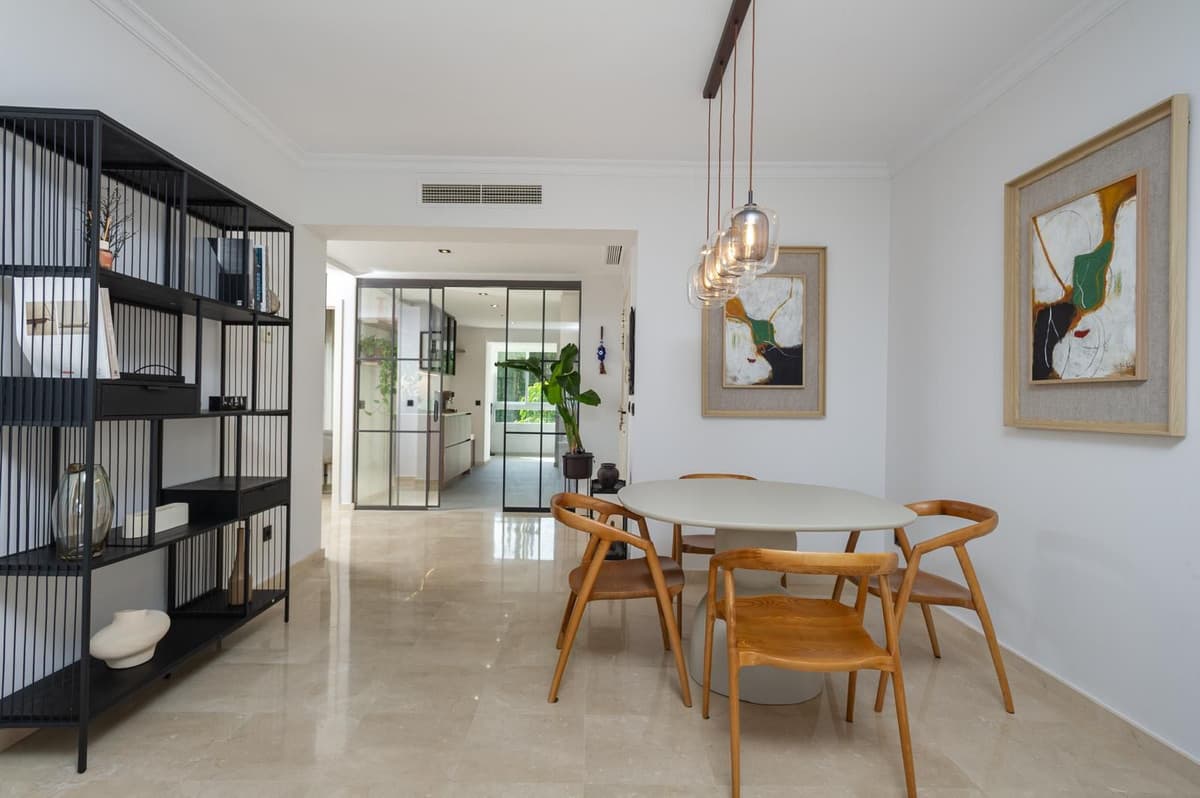 Penthouse in La Quinta — photo 4 of 10