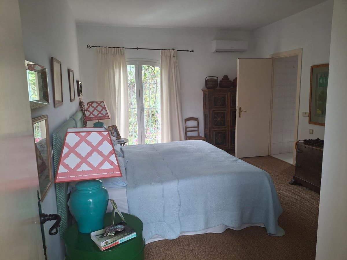 Detached Villa in Benahavís — photo 9 of 10