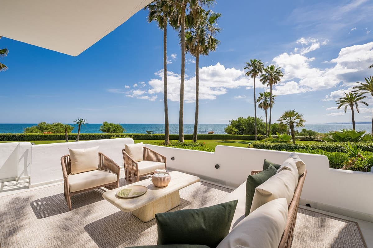 Ground Floor Apartment in Estepona — photo 1 of 10