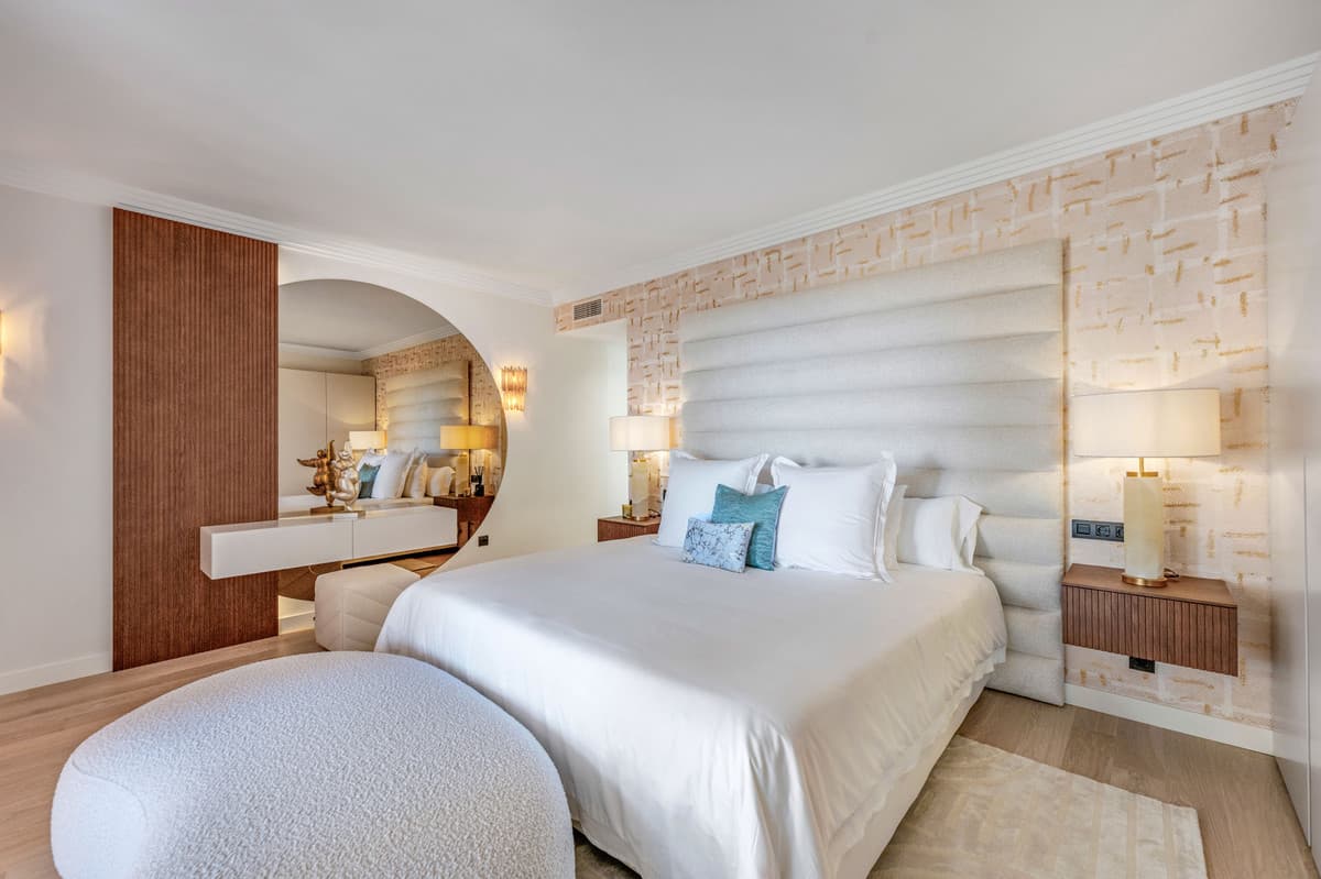 Middle Floor Apartment in Nueva Andalucía — photo 9 of 10