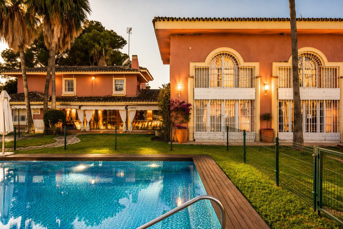 Detached Villa in Guadalmina Baja — photo 2 of 10