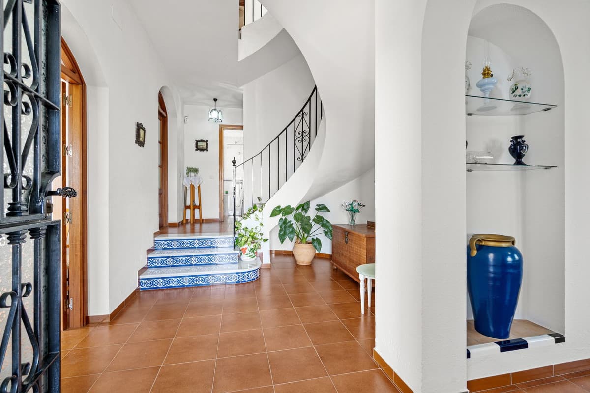 Detached Villa in Arroyo de la Miel — photo 7 of 10