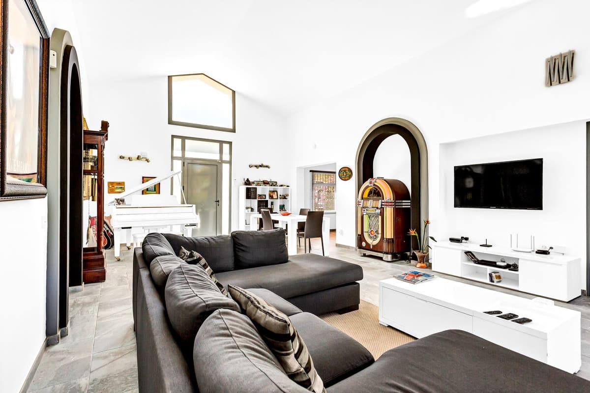 Detached Villa in Elviria — photo 8 of 10