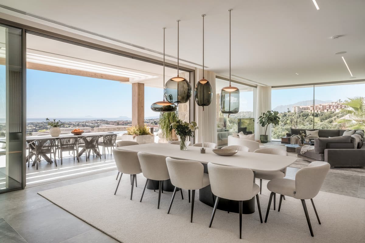 Detached Villa in La Quinta — photo 9 of 10