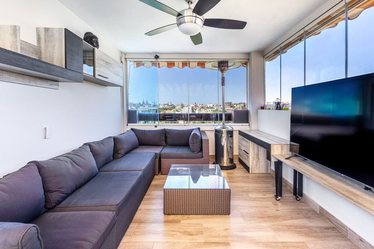 Penthouse Duplex in Fuengirola — photo 4 of 10