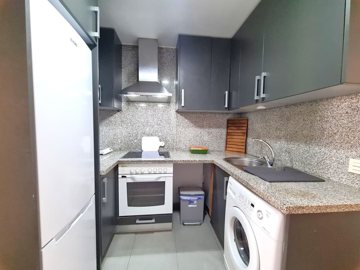 Middle Floor Apartment in Estepona — photo 8 of 10