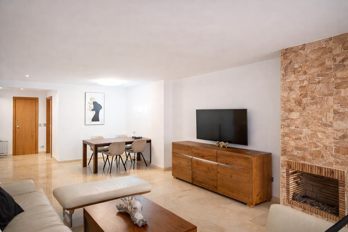 Middle Floor Apartment in Guadalmina Alta — photo 4 of 10