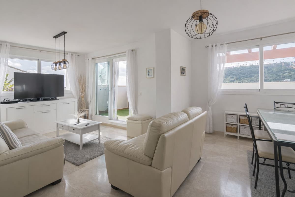 Penthouse in La Alcaidesa — photo 2 of 10