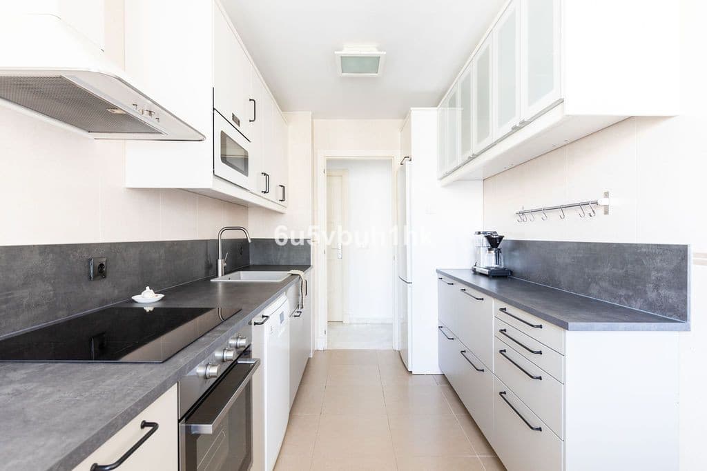 Penthouse in Torrequebrada — photo 9 of 10