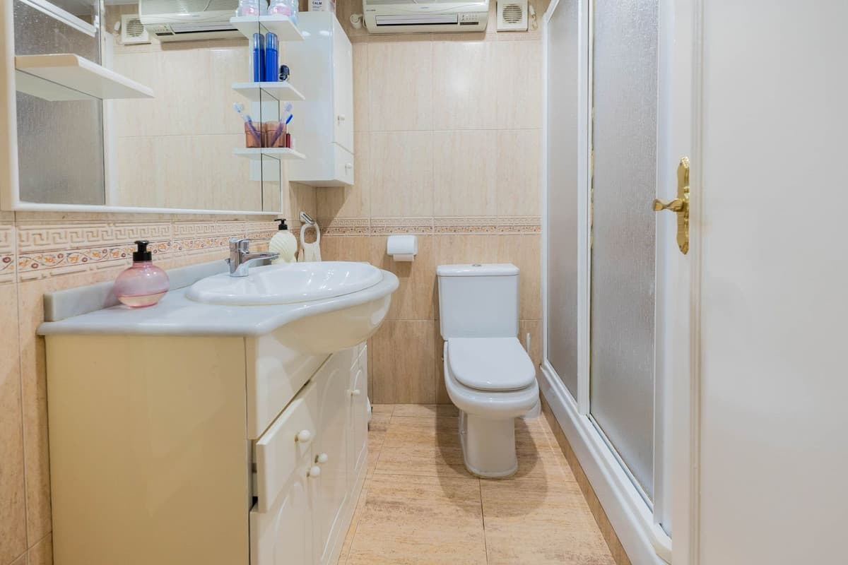 Middle Floor Apartment in Fuengirola — photo 6 of 10
