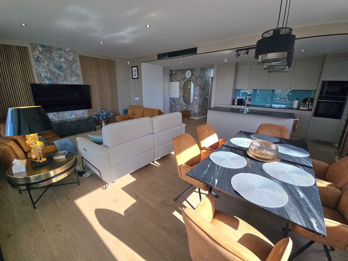Middle Floor Apartment in Fuengirola — photo 2 of 10