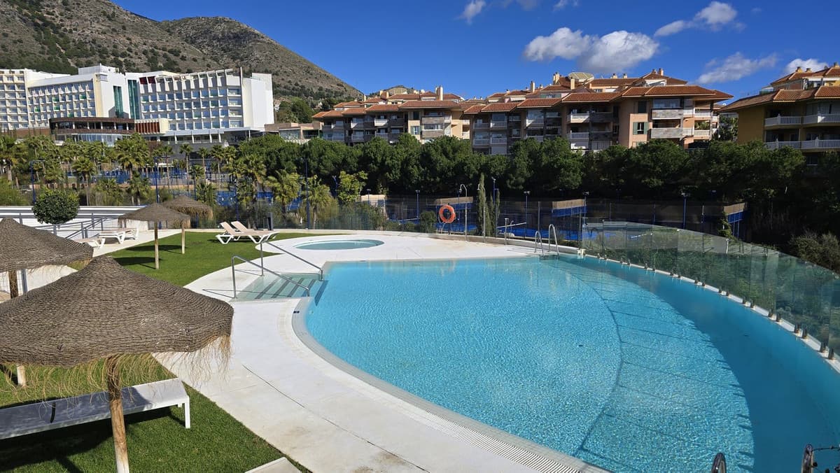 Middle Floor Apartment in Fuengirola — photo 4 of 10