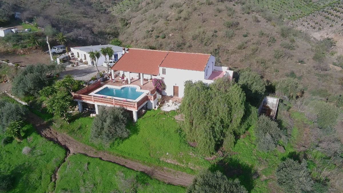 Cortijo in Alora — photo 2 of 10