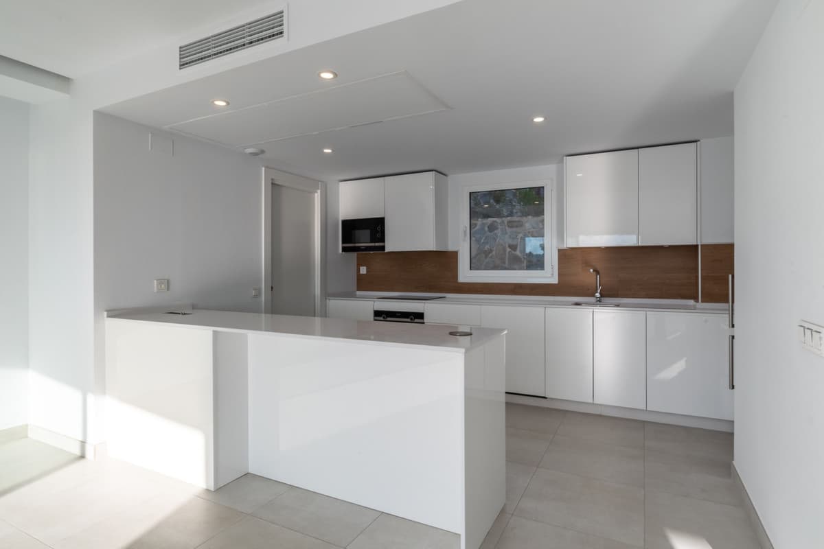 Penthouse in Altos de los Monteros — photo 6 of 10