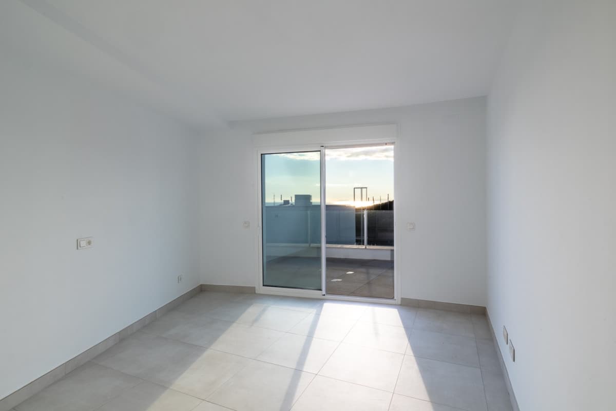 Penthouse in Altos de los Monteros — photo 9 of 10