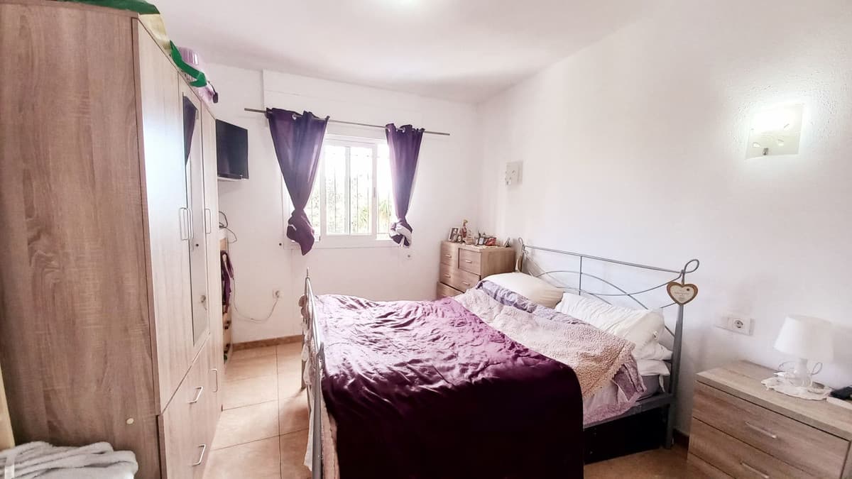Detached Villa in El Faro — photo 10 of 10