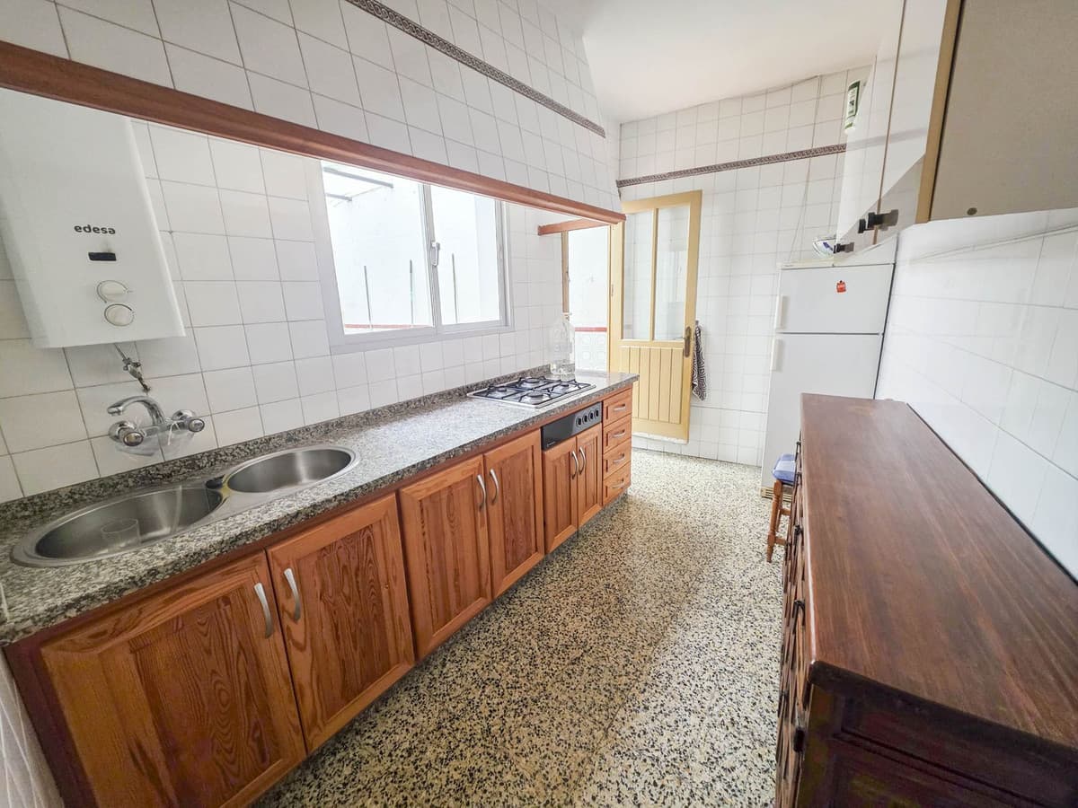 Townhouse in Estepona — photo 3 of 10