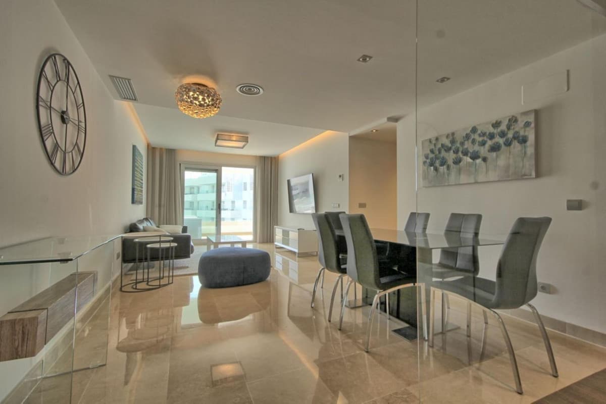 Middle Floor Apartment in San Pedro de Alcántara — photo 5 of 10
