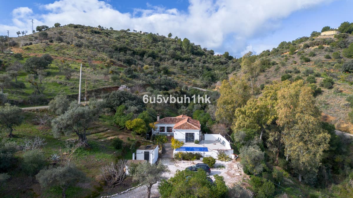 Cortijo in Alhaurín el Grande — photo 3 of 10