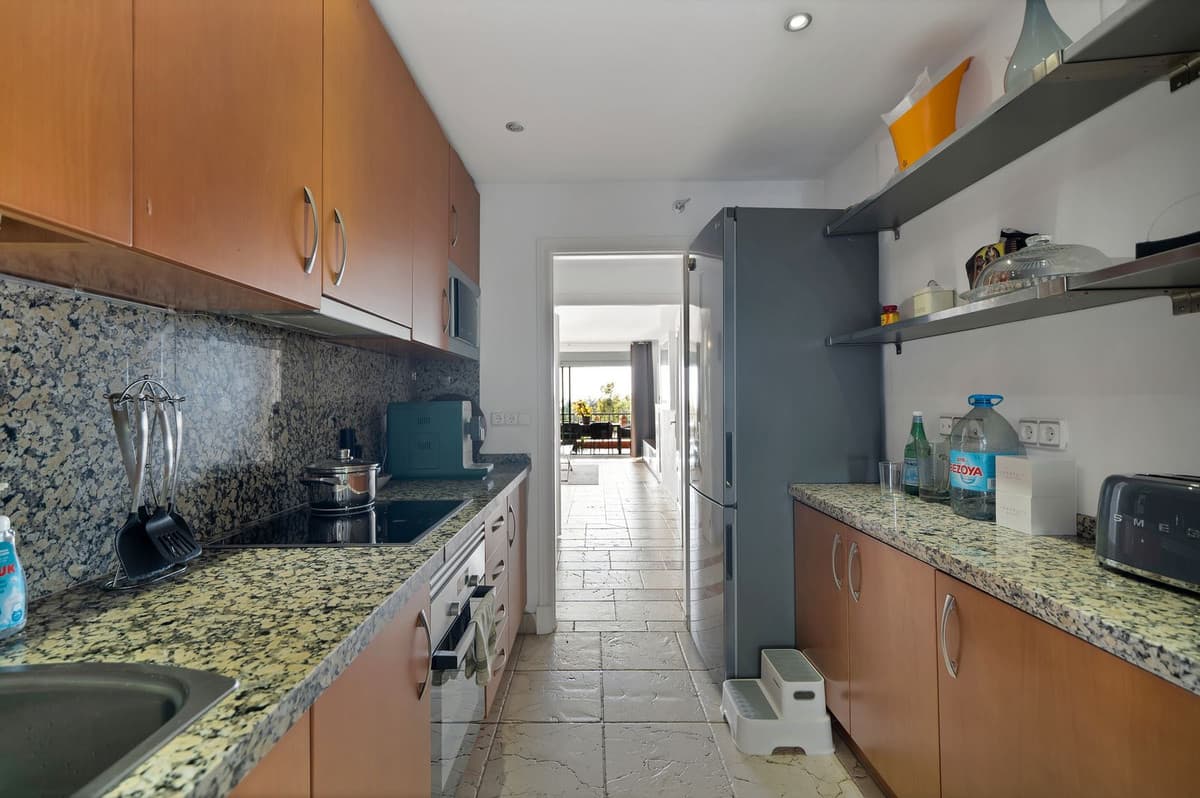 Middle Floor Apartment in Atalaya — photo 8 of 10